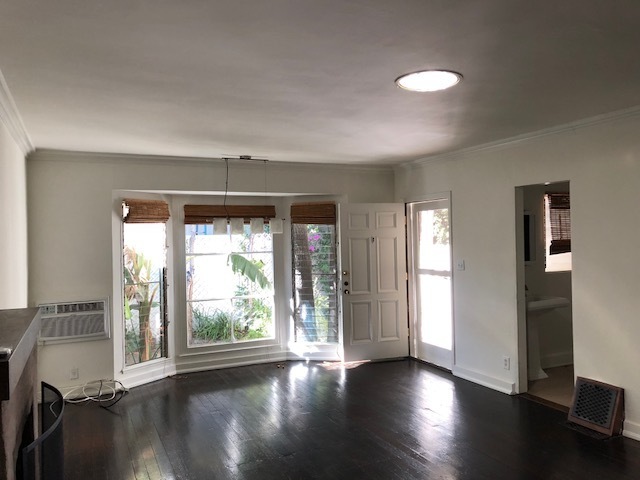 West Hollywood Apartment: 8271-8281 W Norton Ave