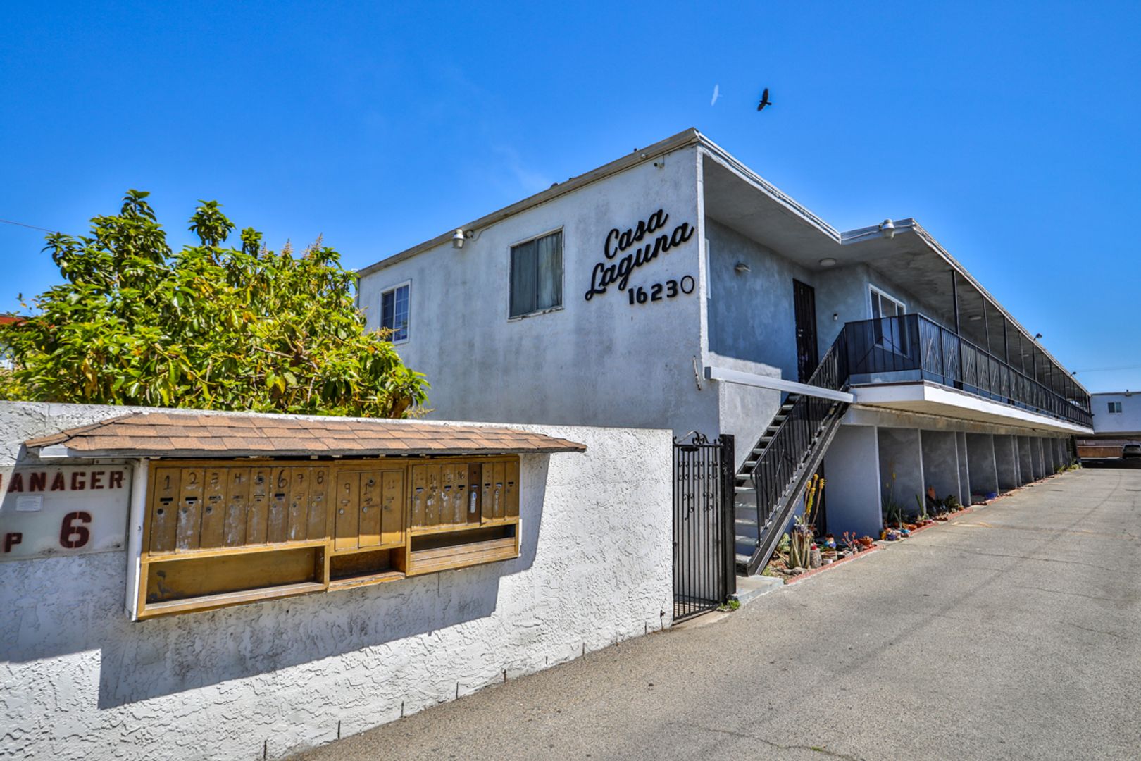 Bellflower Apartment: 16230 Cornuta Avenue