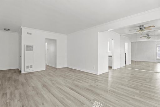 Spacious 2 Bedroom In Valley Village – One Month Free! – photo 1