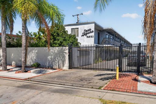 Move-In Special: 1 Month Free on a 13-Month Lease Renovated Gated 2BR in Bellflower