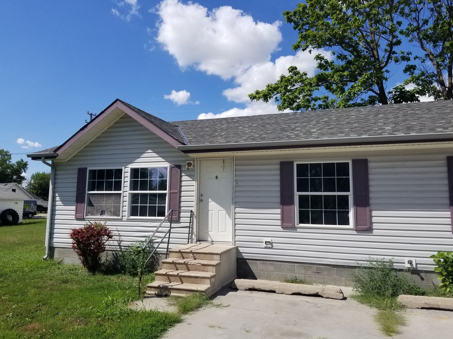 Norfolk Apartment: 2006 S 2nd St