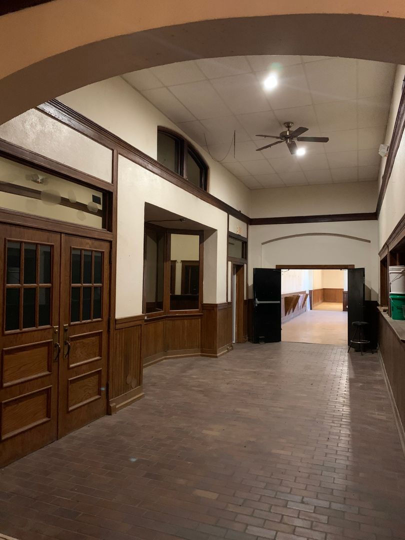 211 W Northwestern Ave pav211, Norfolk, NE 68701