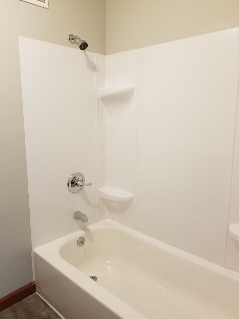 200 N 9th St Apt 02, Norfolk, NE 68701