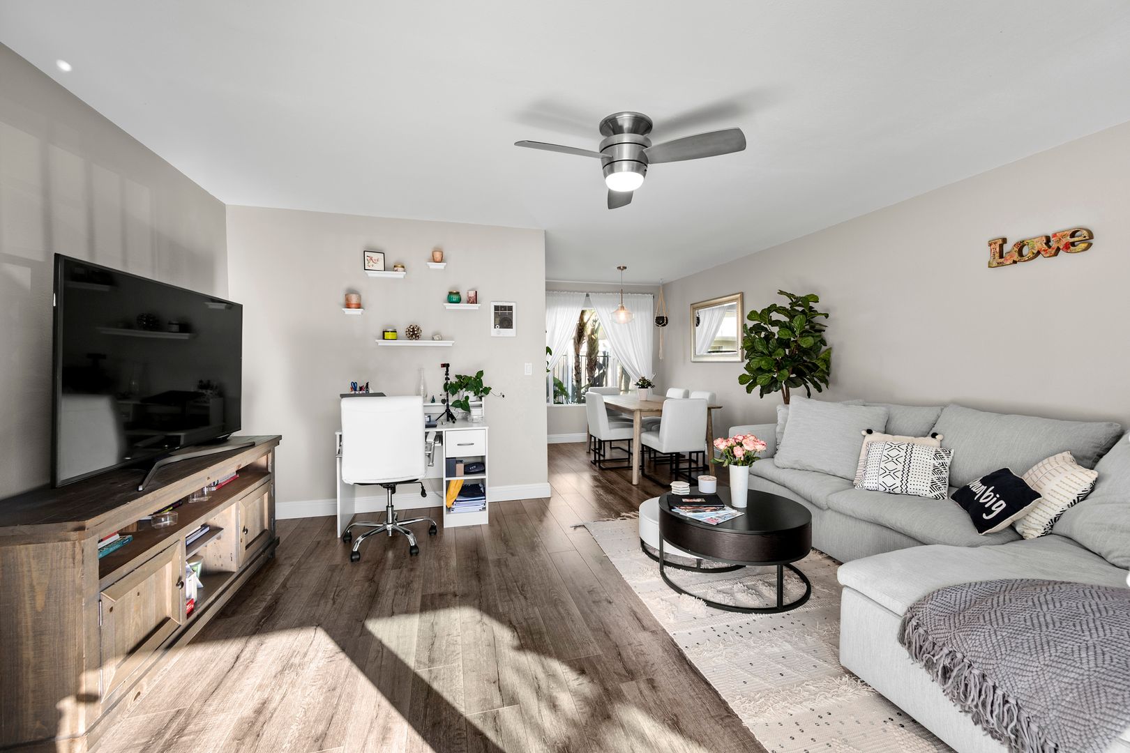 San Diego Condo: 3535 Madison Ave. #136