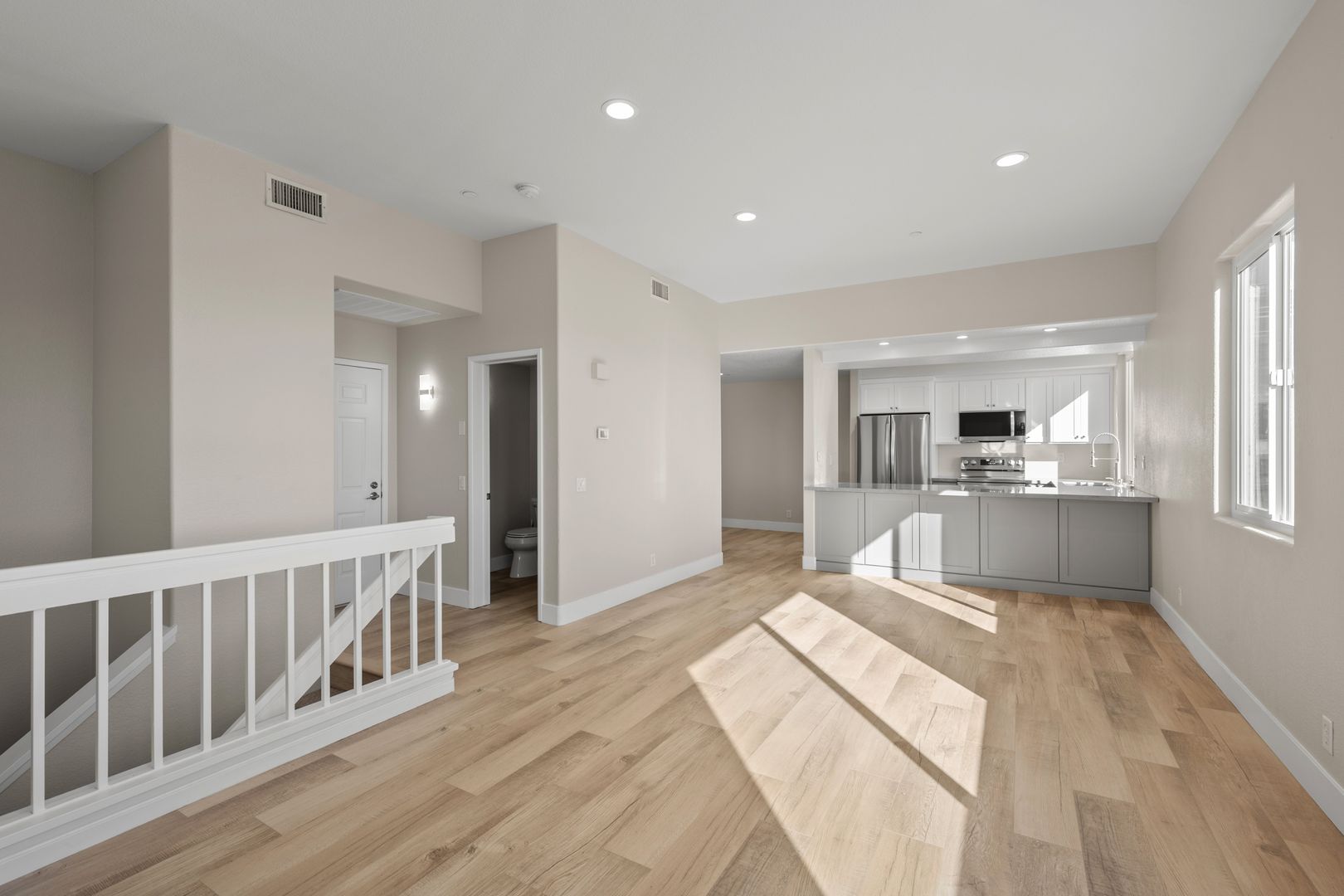 San Diego Condo: 2770 2nd Ave. #305