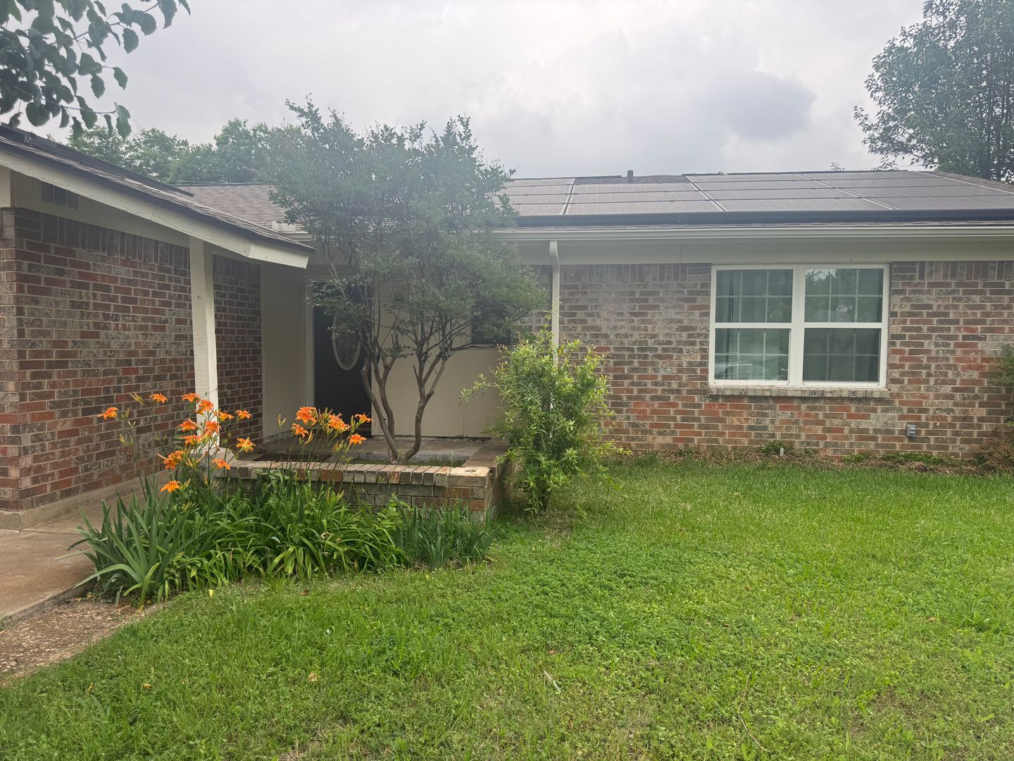 Crowley House: 305 Wilson