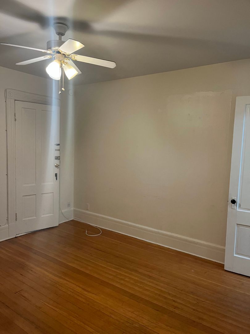 New Haven Apartment: 192 Foster Street