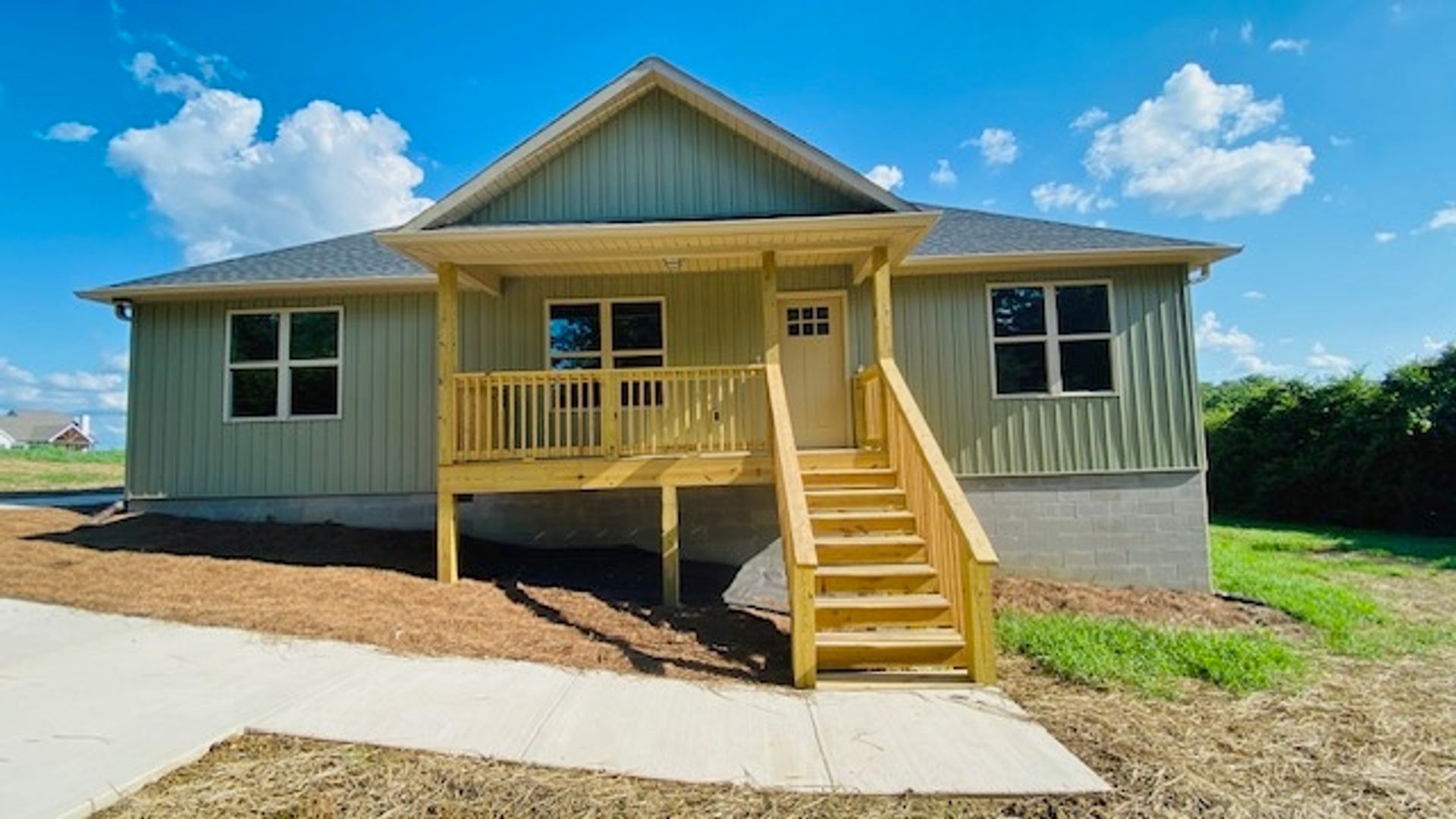 Cullman House: 227 Co Rd 464