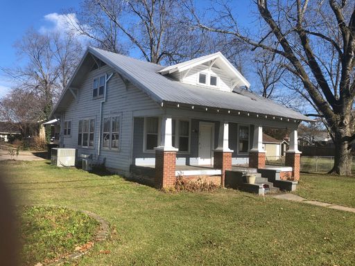 3 Bedrooms 1 Bath
