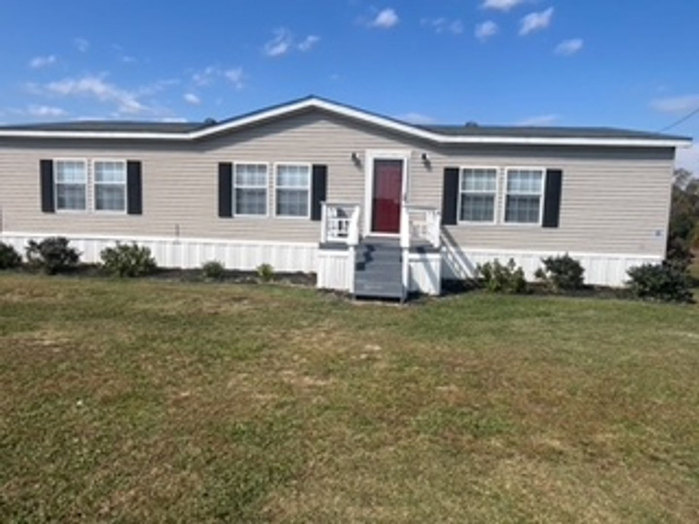 Vinemont House: 1000 Co Rd 1209