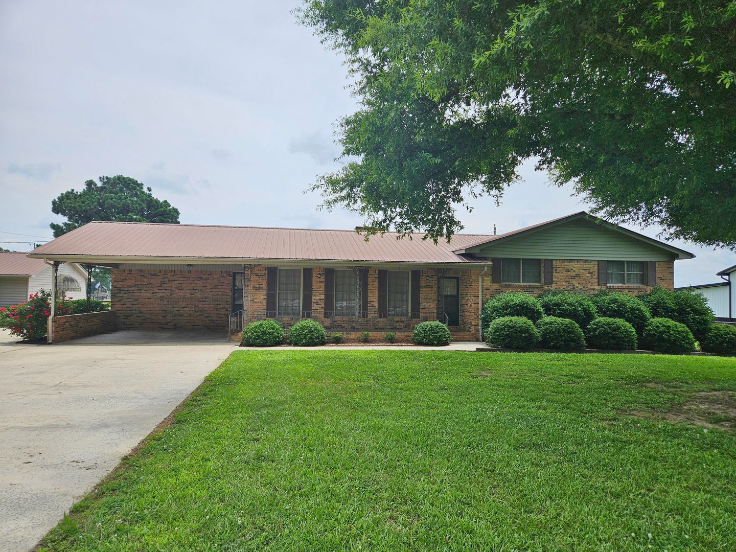 Hanceville House: 725 Co Rd 606