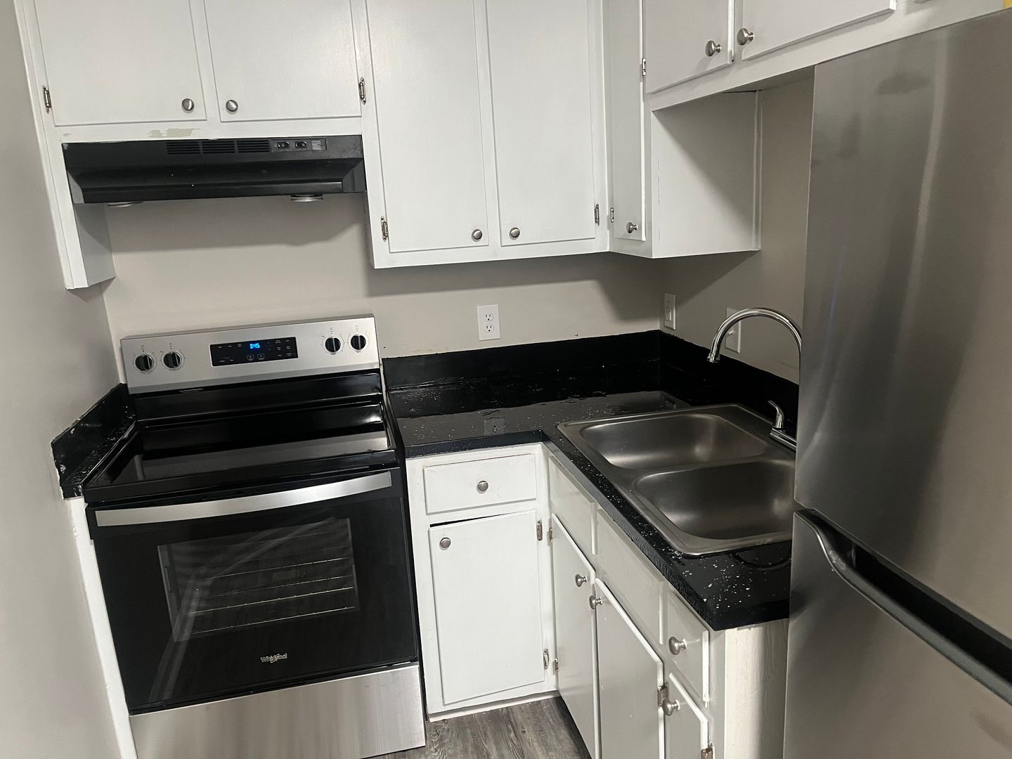 Greenville Apartment: 2202-2207 Wandsworth Drive