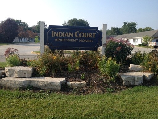 Aurora Apartment: 1301 E Indian Trail