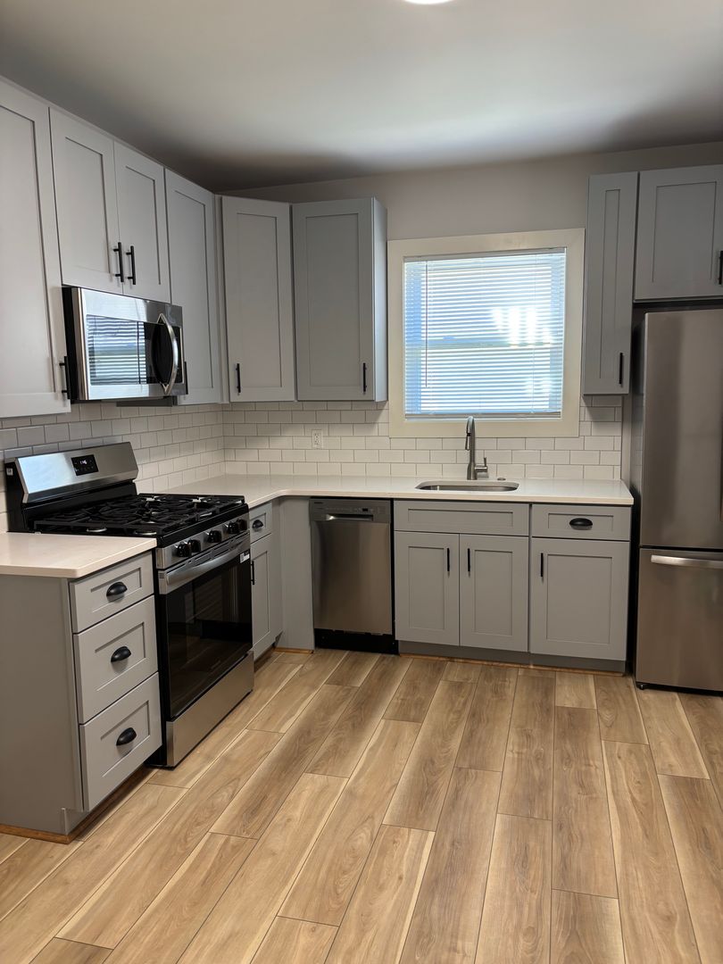 Bethlehem Apartment: 421A W. Market St.