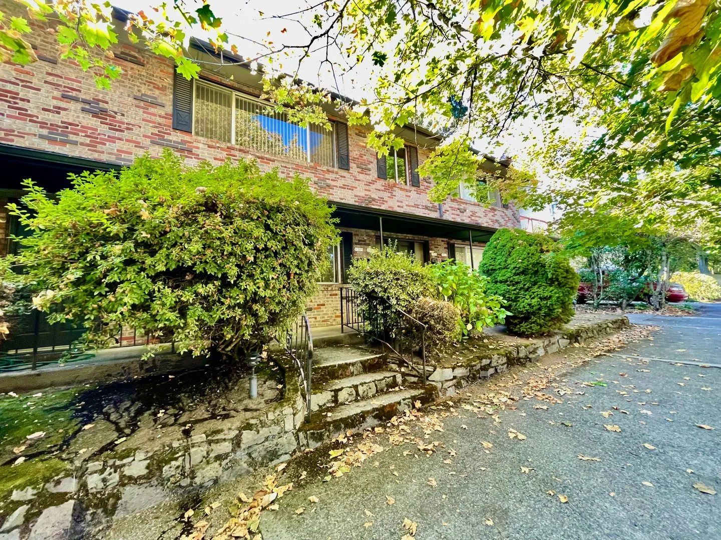 Portland Apartment: 1303-1311 NE 24th Ave.