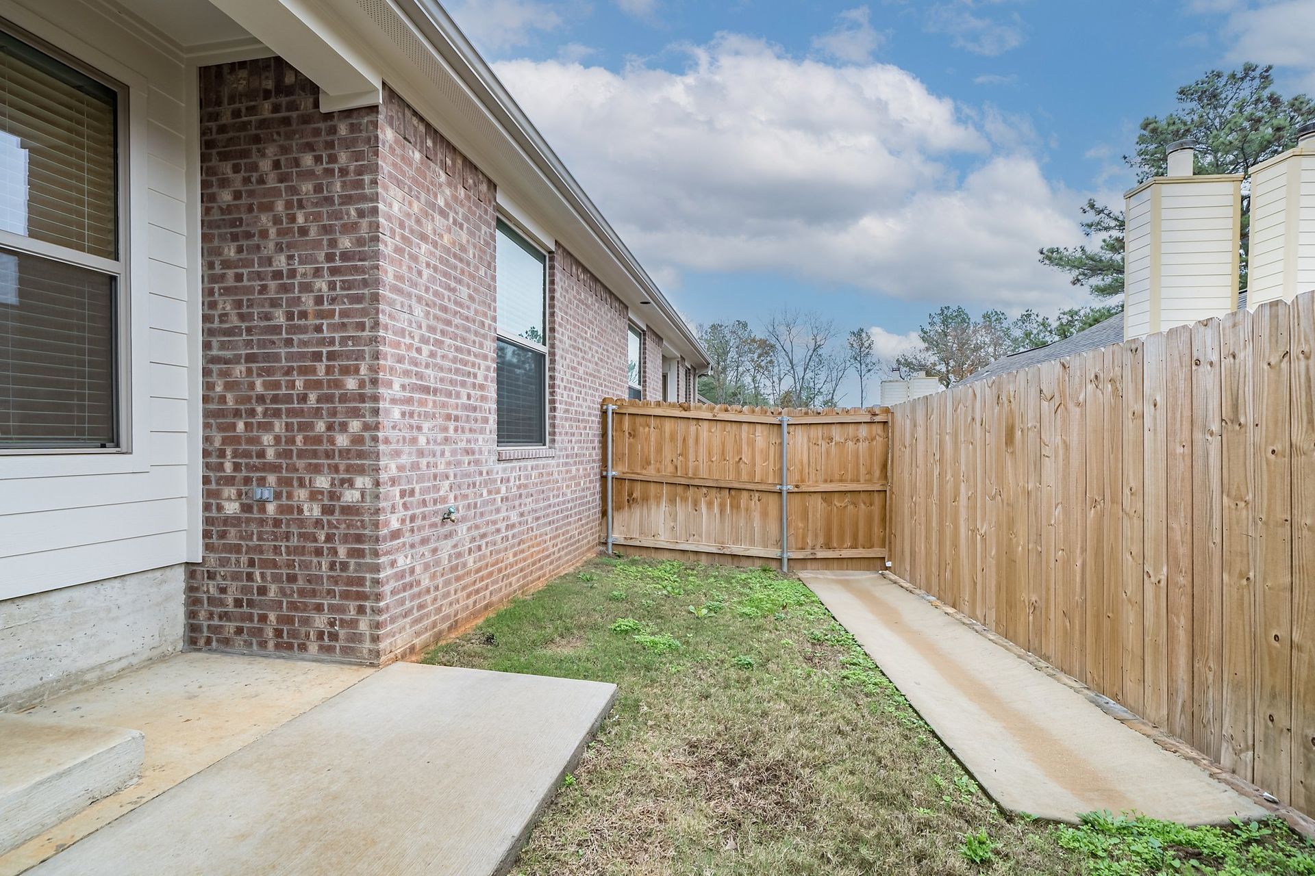 Eagles Crest Townhomes 9 of 12