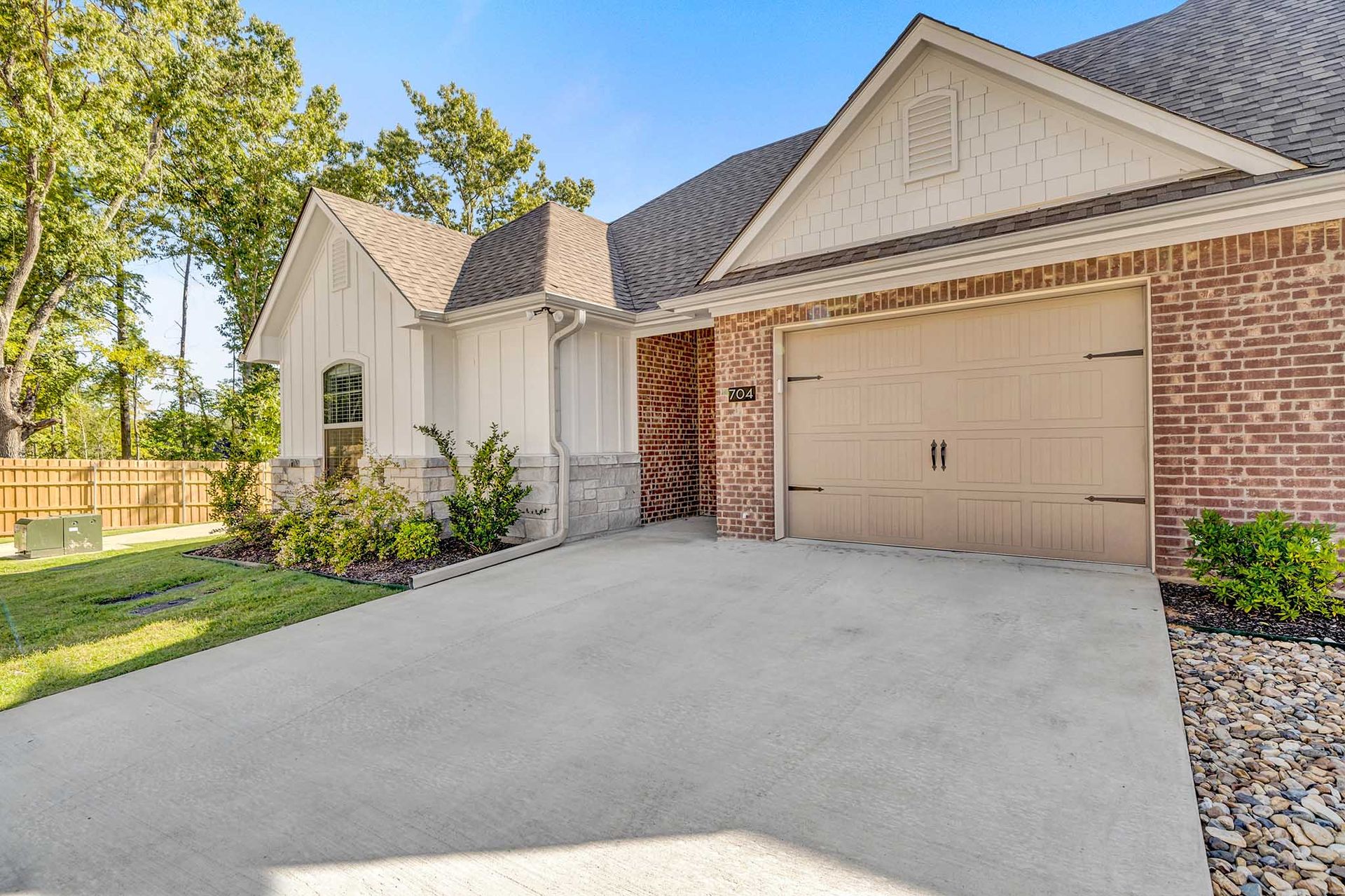 Eagles Crest Townhomes 4 of 12