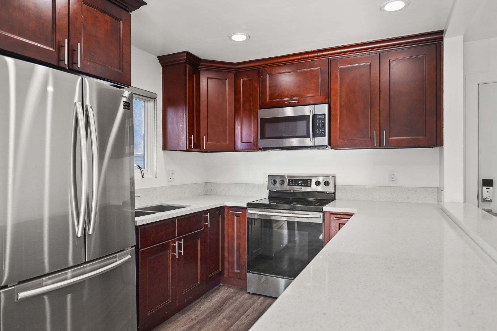 Santa Ana Apartment: 1101 N Flower Street