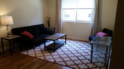 Spacious and Classic 2 bedroom, 1 bathroom, multiple closet apartment in the Museum District neighborhood – photo 1