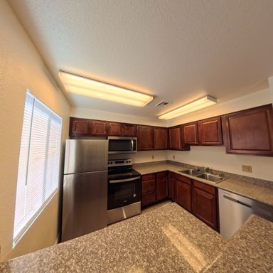 Cozy 2 Bed 2 Bath Condo at Bella Vita! – photo 1
