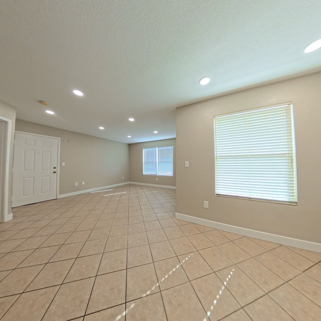 Las Vegas Condo: 8101 W Flamingo Rd #1089