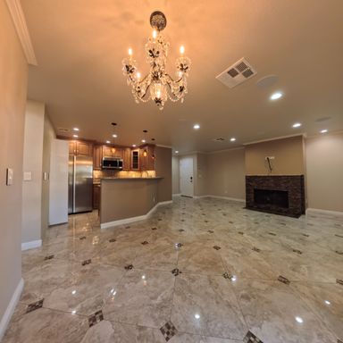 Fantastic 2BD/2BA highly upgraded unit in Summerlin! – photo 1