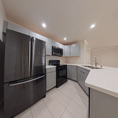 MODERN 2 BED 2 BATH CONDO NEAR BOCA PARK! – photo 1