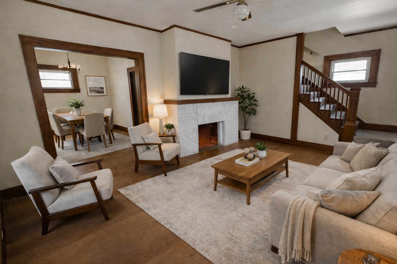 Mansfield House: 556 Heineman BLVD