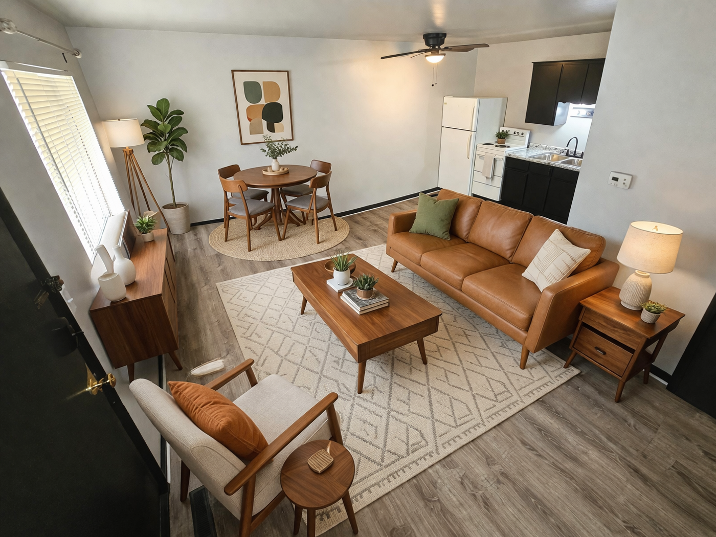 Mansfield Apartment: 126 Poplar St