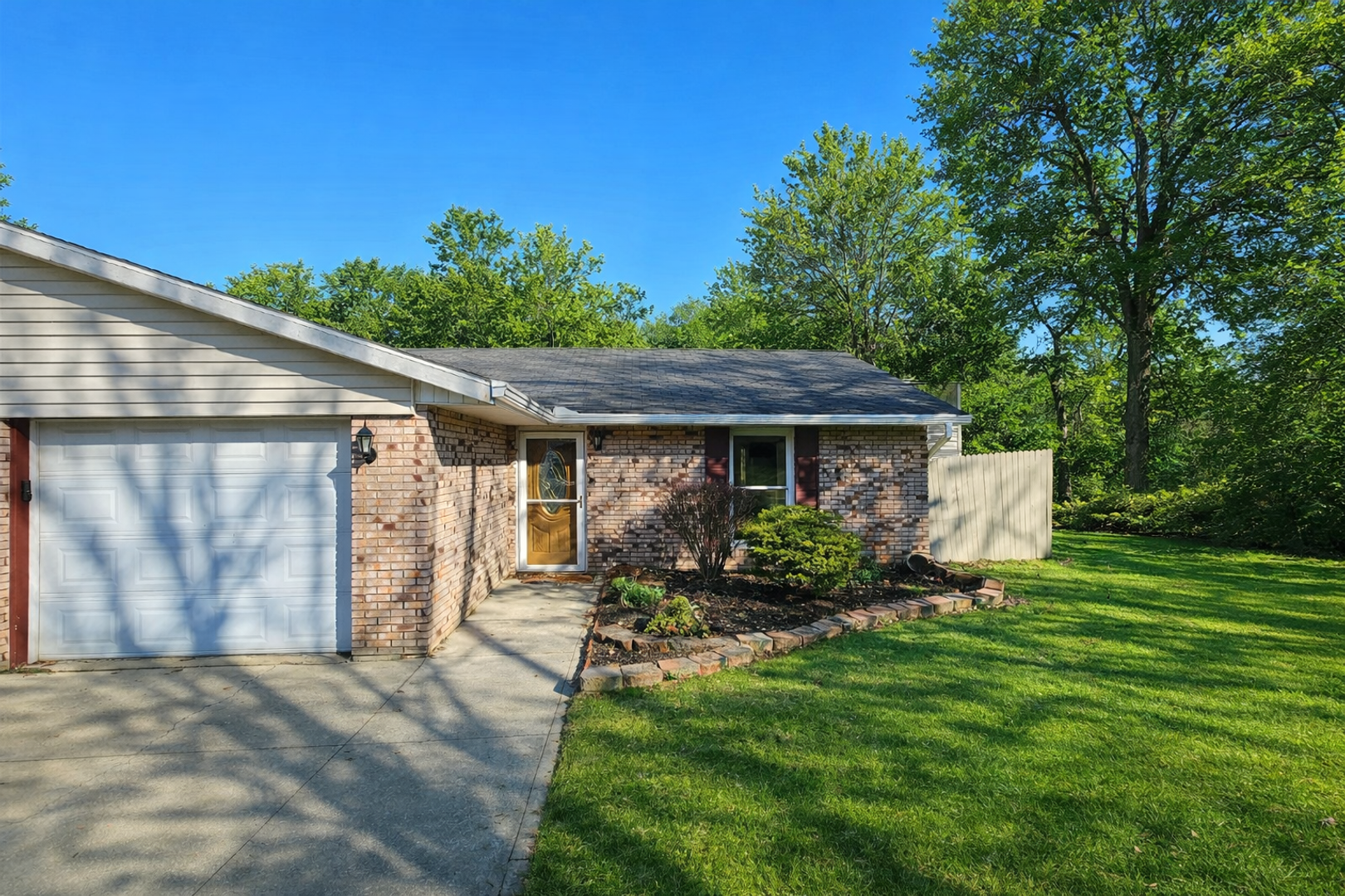 Mansfield Apartment: 3306 Shelley Dr