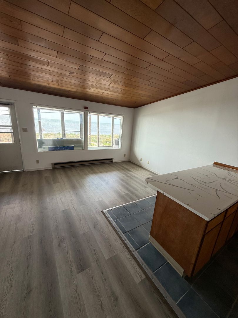 Blaine Apartment: 8124 BIRCH BAY DRIVE