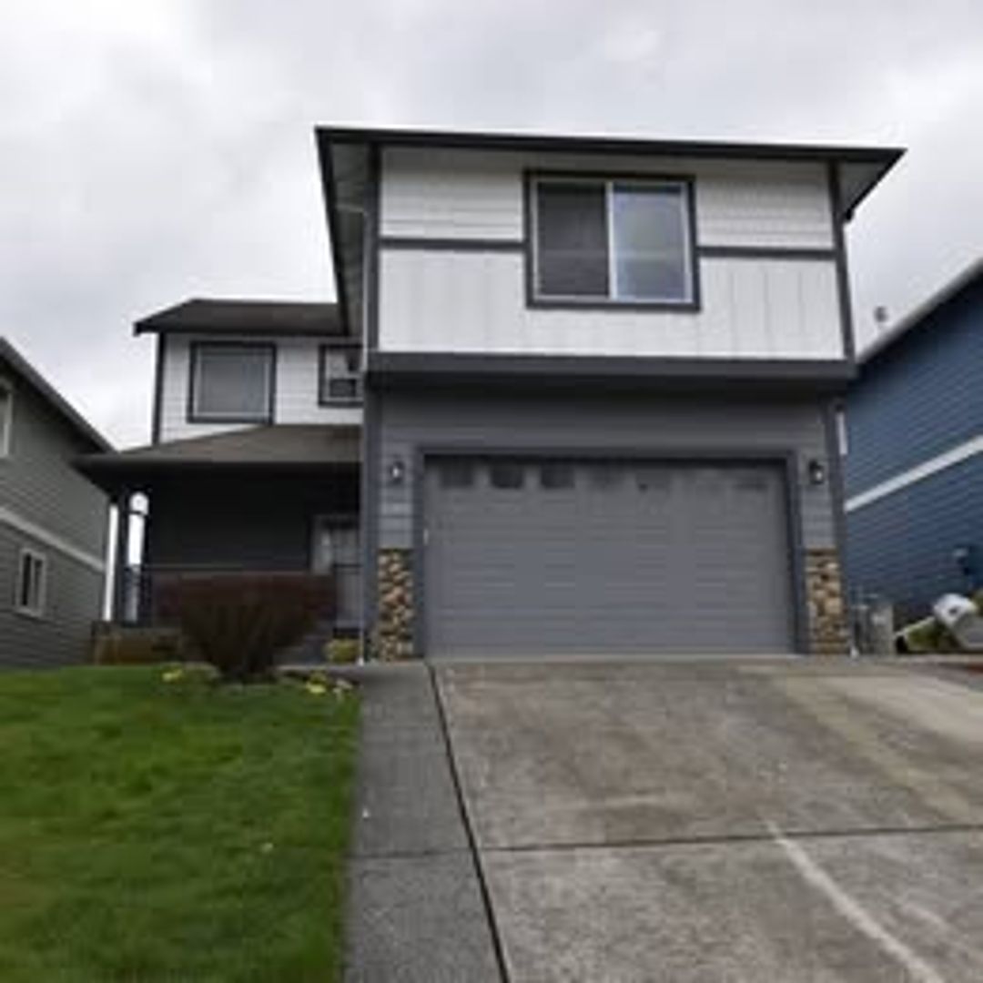 Bellingham House: 4281 Spring Creek Lane