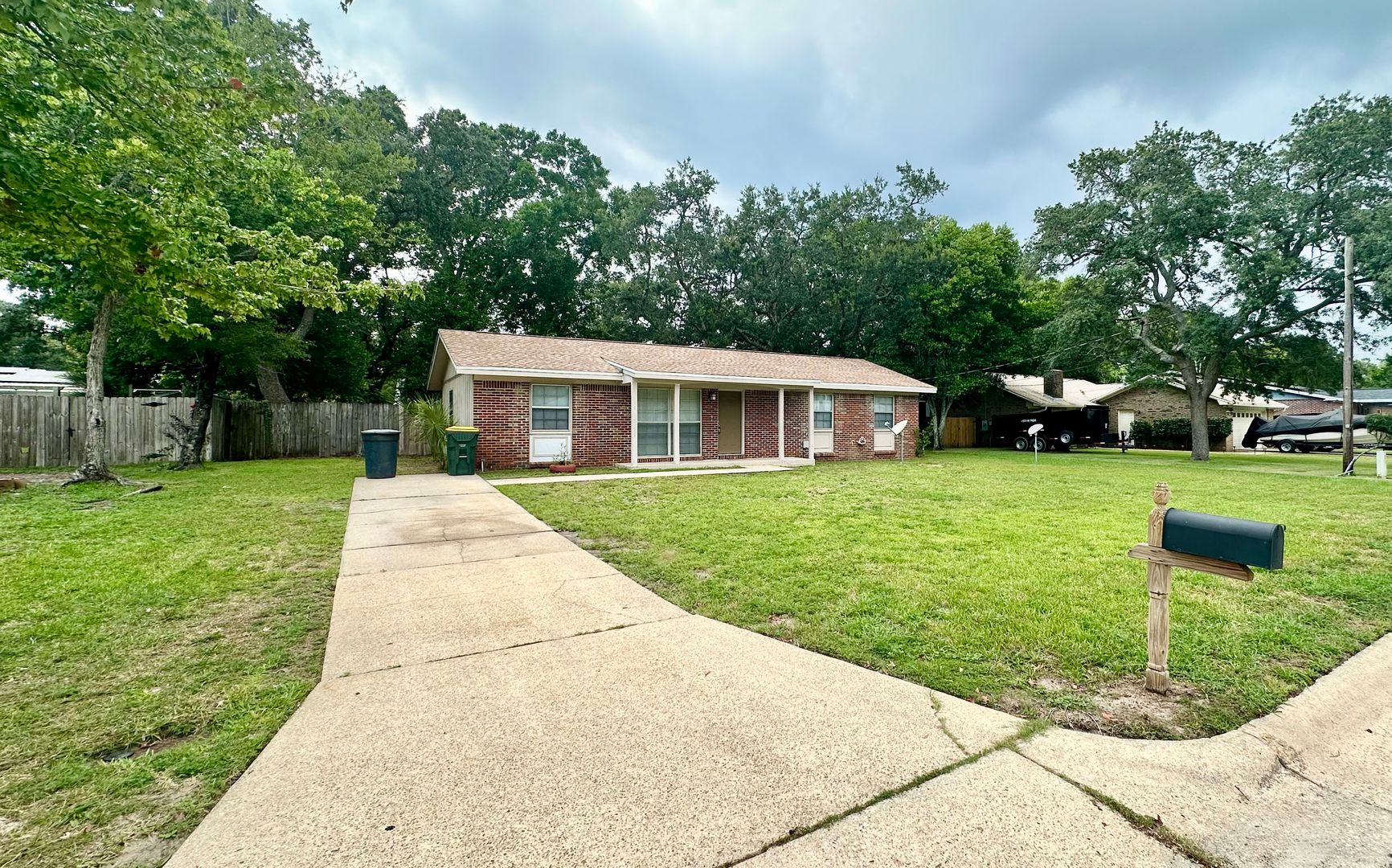 Fort Walton Beach House: 118 N Audrey Circle NW