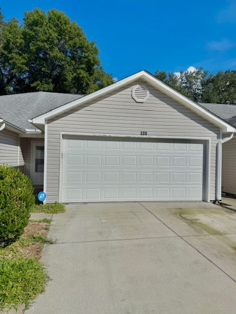 Fort Walton Beach Townhome: 967 Tray Drive