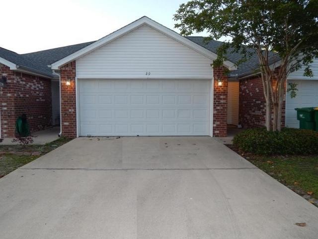 Mary Esther Townhome: 29 E Lane Drive