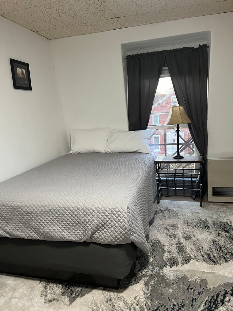 Bangor Apartment: 24 1st Street