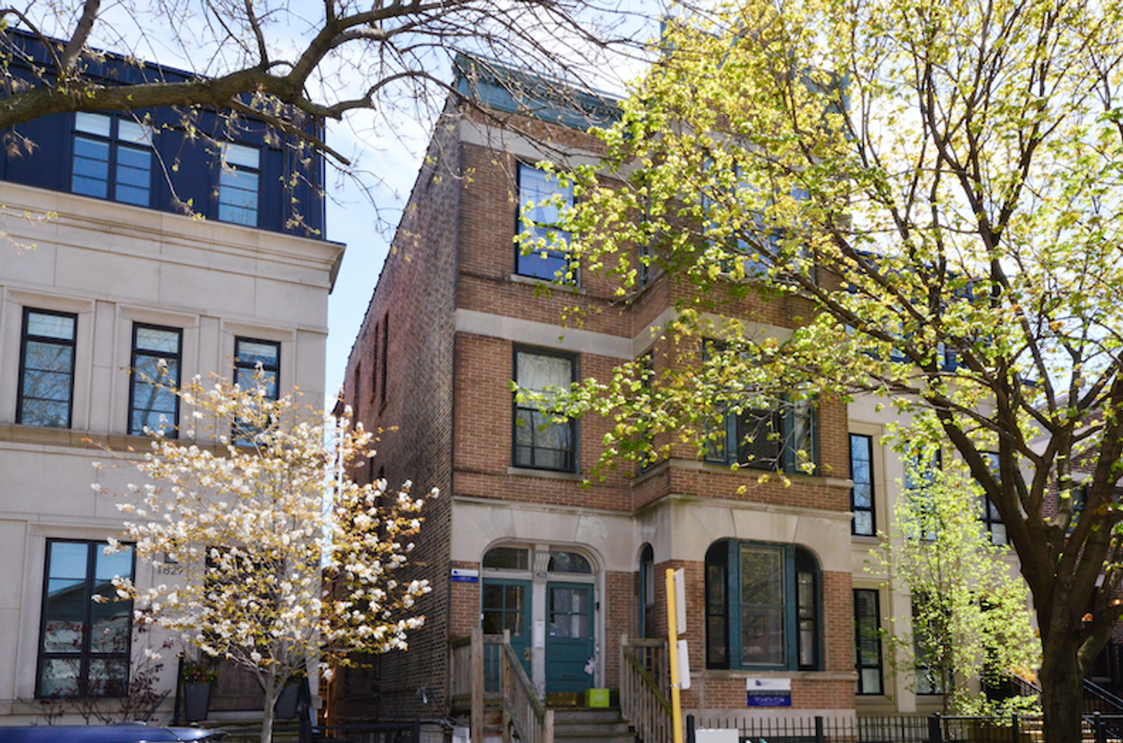 Chicago Apartment: 1825 N. Bissell