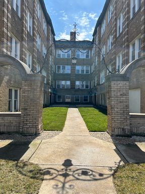 Freshly Rehabbed 1 Bedroom Apartment – photo 1