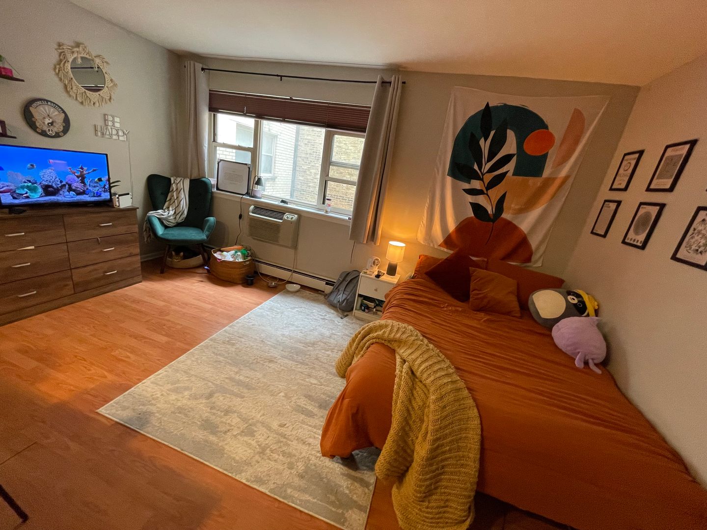 Chicago Apartment: 535 W Briar