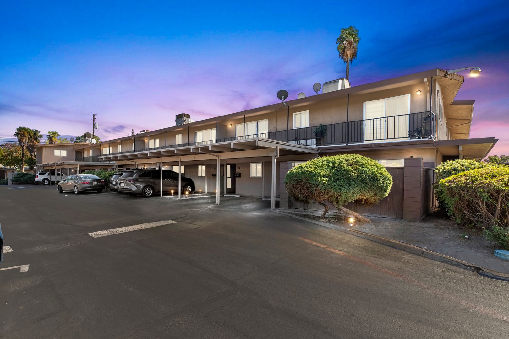 Modesto Condo: 805 Tully Rd # 32