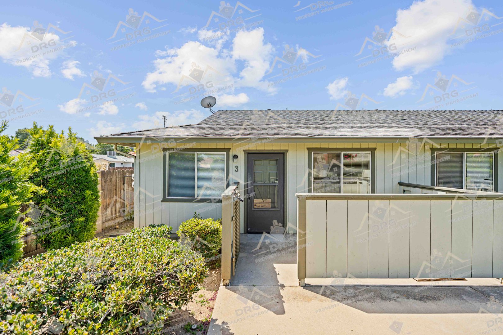 Modesto Apartment: 1229 W Roseburg Ave