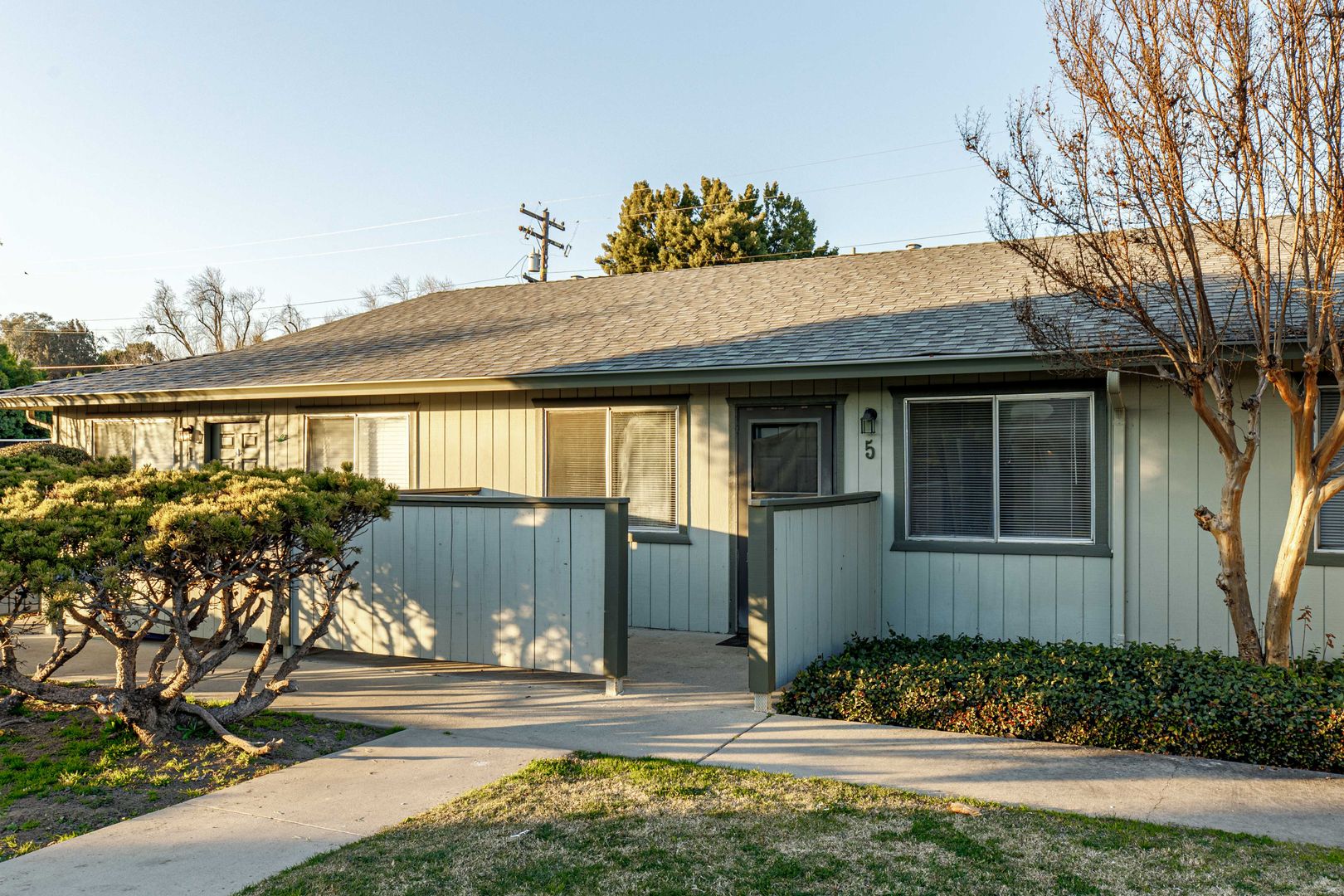 Modesto Apartment: 1229 W Roseburg Ave