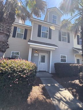 Desirable Two-story Lake Palmetto Townhouse