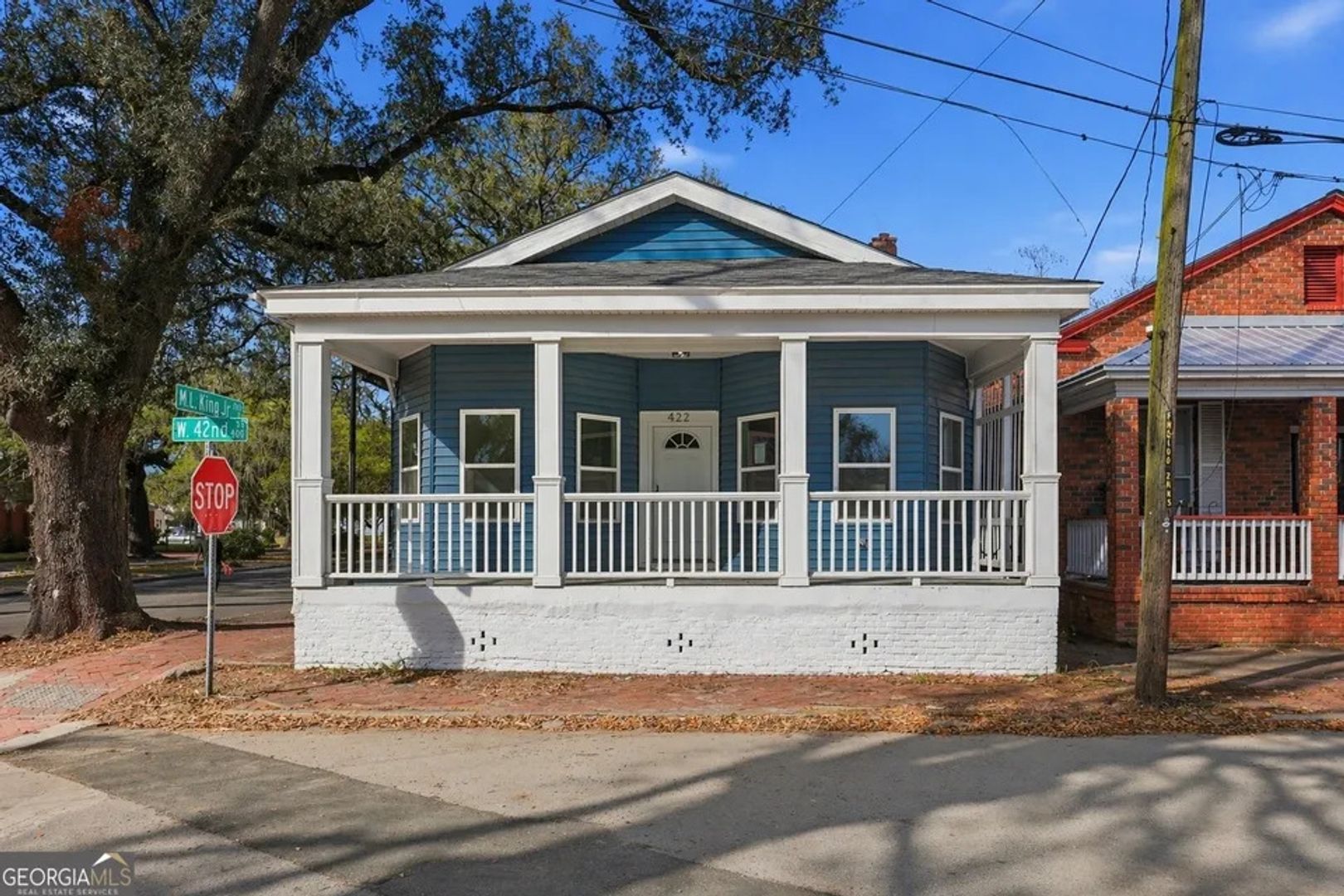 Savannah House: 422 W 42nd Street