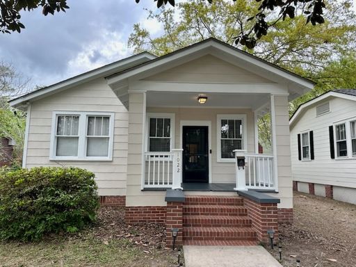 Cozy Two Bedroom Home In Park Circle – photo 1