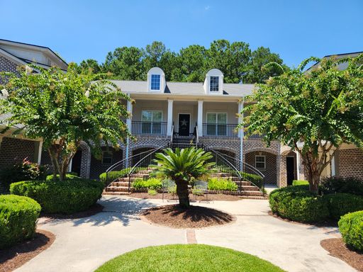 Easy, maintenance-free living at Villas on the Green at Southbridge Golf Club – photo 1