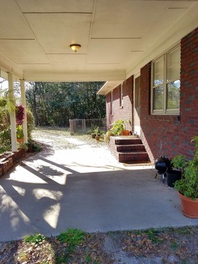 Three-Bedroom Corner Lot Home - Walking Distance to Park Circle