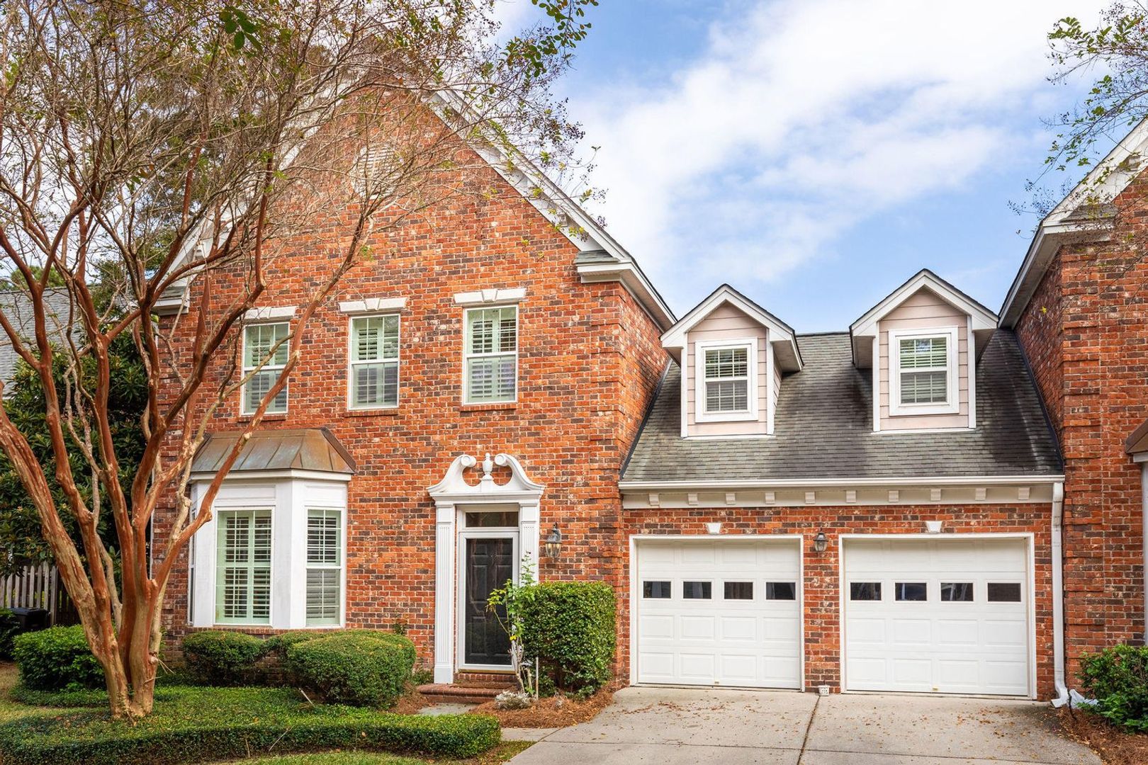 Mt. Pleasant House: 741 Natchez Circle