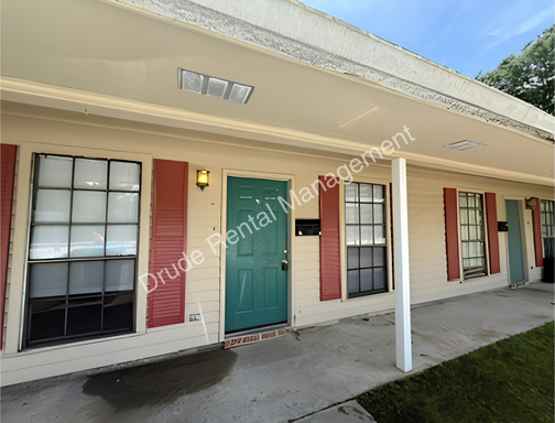 Charming Apartment – photo 1
