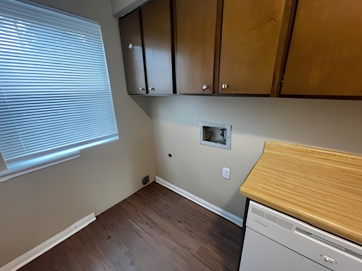 Hammond Apartment: 44051 Stein Road